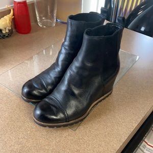 UGG Chelsea Wedge Ankle Boots